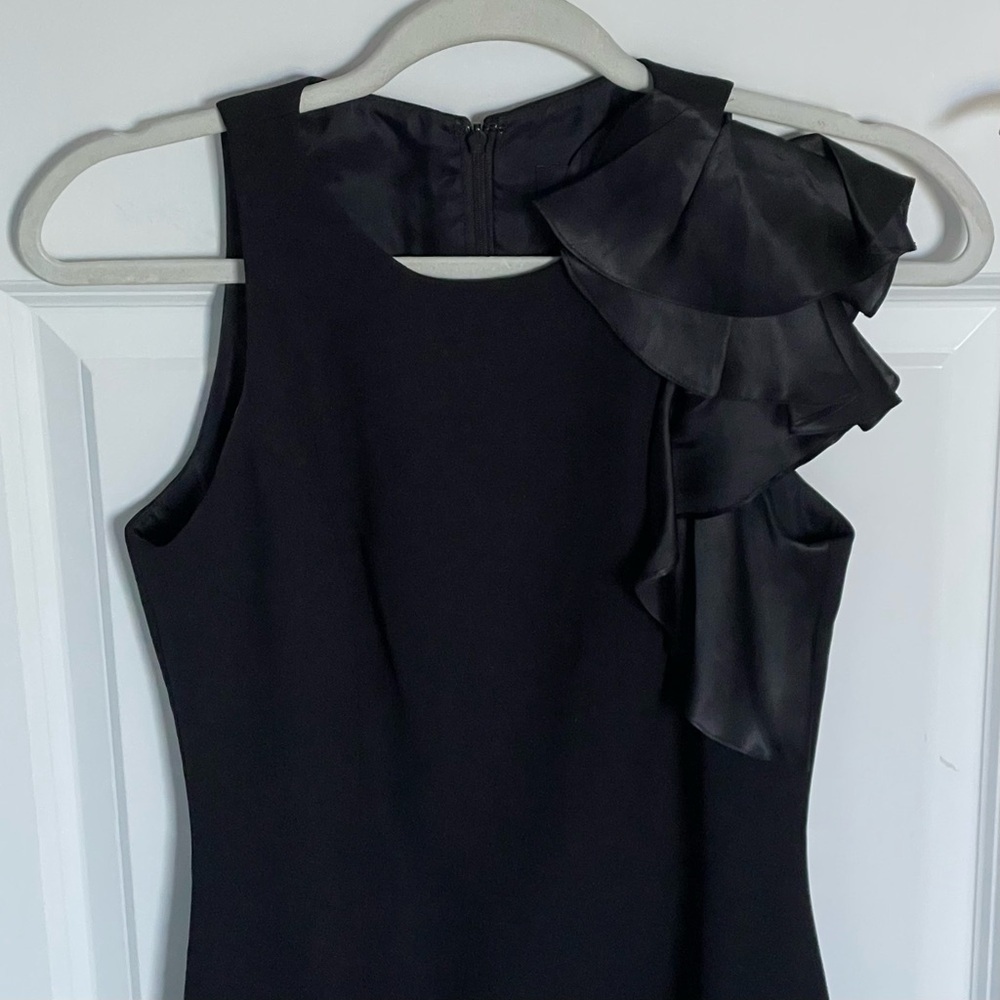Carmen Marc Valvo Shoulder Ruffle Sheath Dress Black Size 2- 47442 - Picture 3 of 14